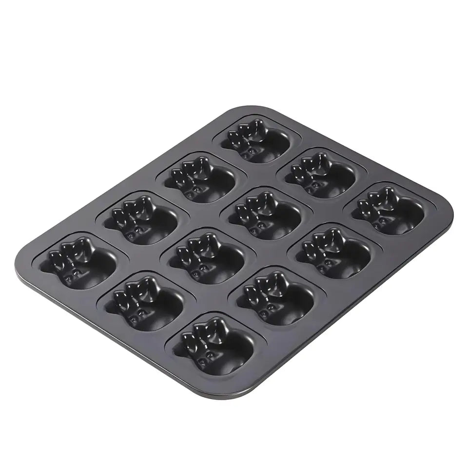 12-Cavity Cow Muffin Pan Heavy-Duty Nonstick Carbon Steel Bakeware